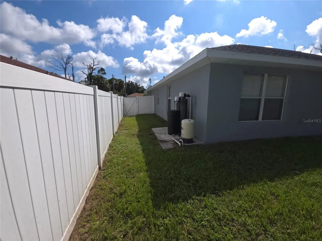 3011 Shawnee Terrace North Port FL 34286