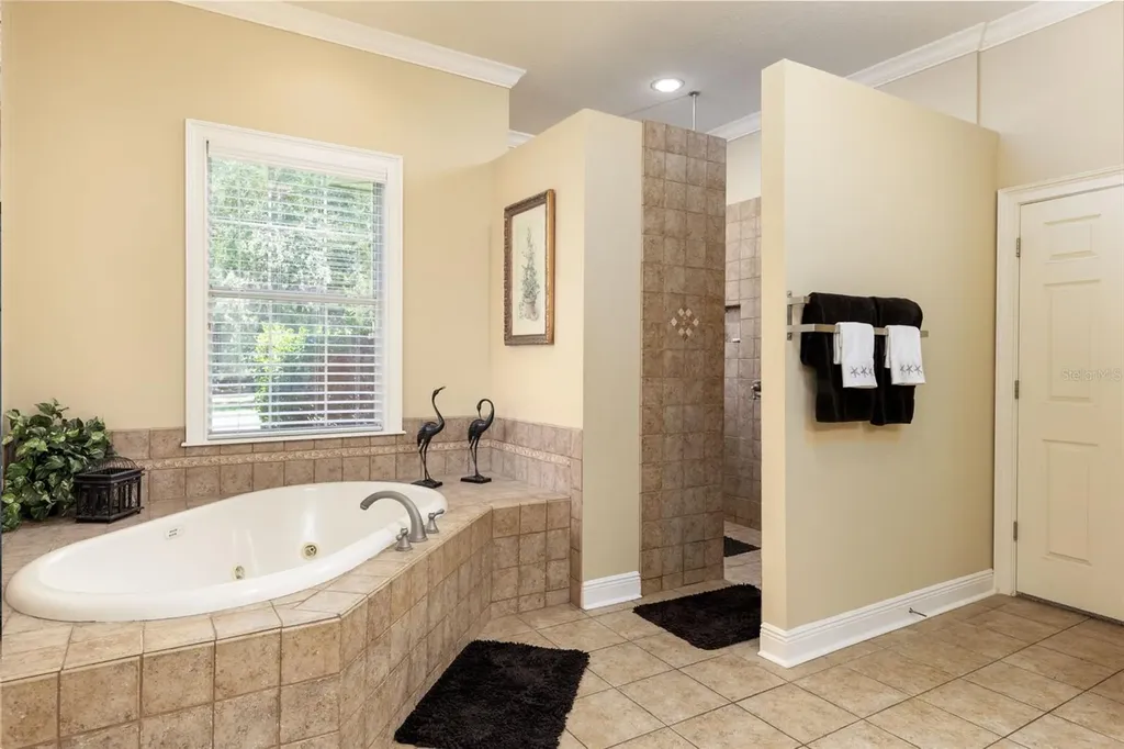 19103 NW 72nd Avenue Alachua FL 32615