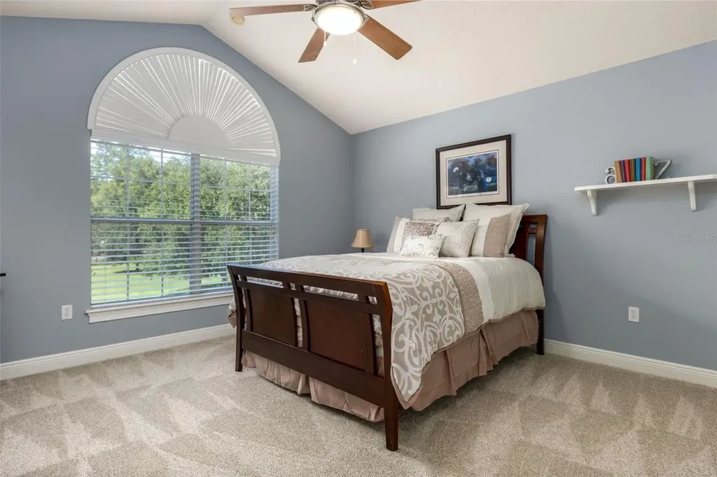 19103 NW 72nd Avenue Alachua FL 32615