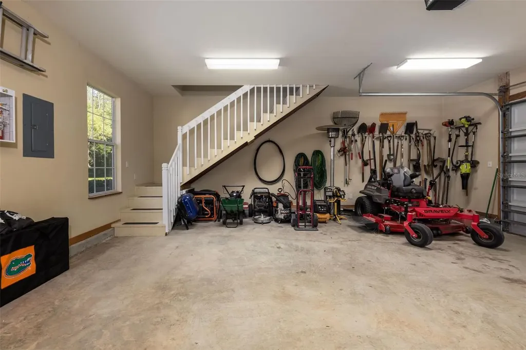 19103 NW 72nd Avenue Alachua FL 32615