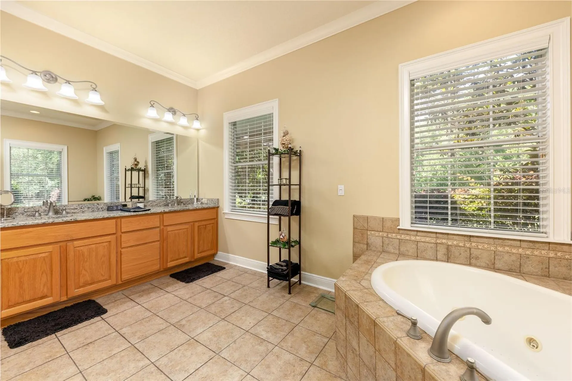 19103 NW 72nd Avenue Alachua FL 32615