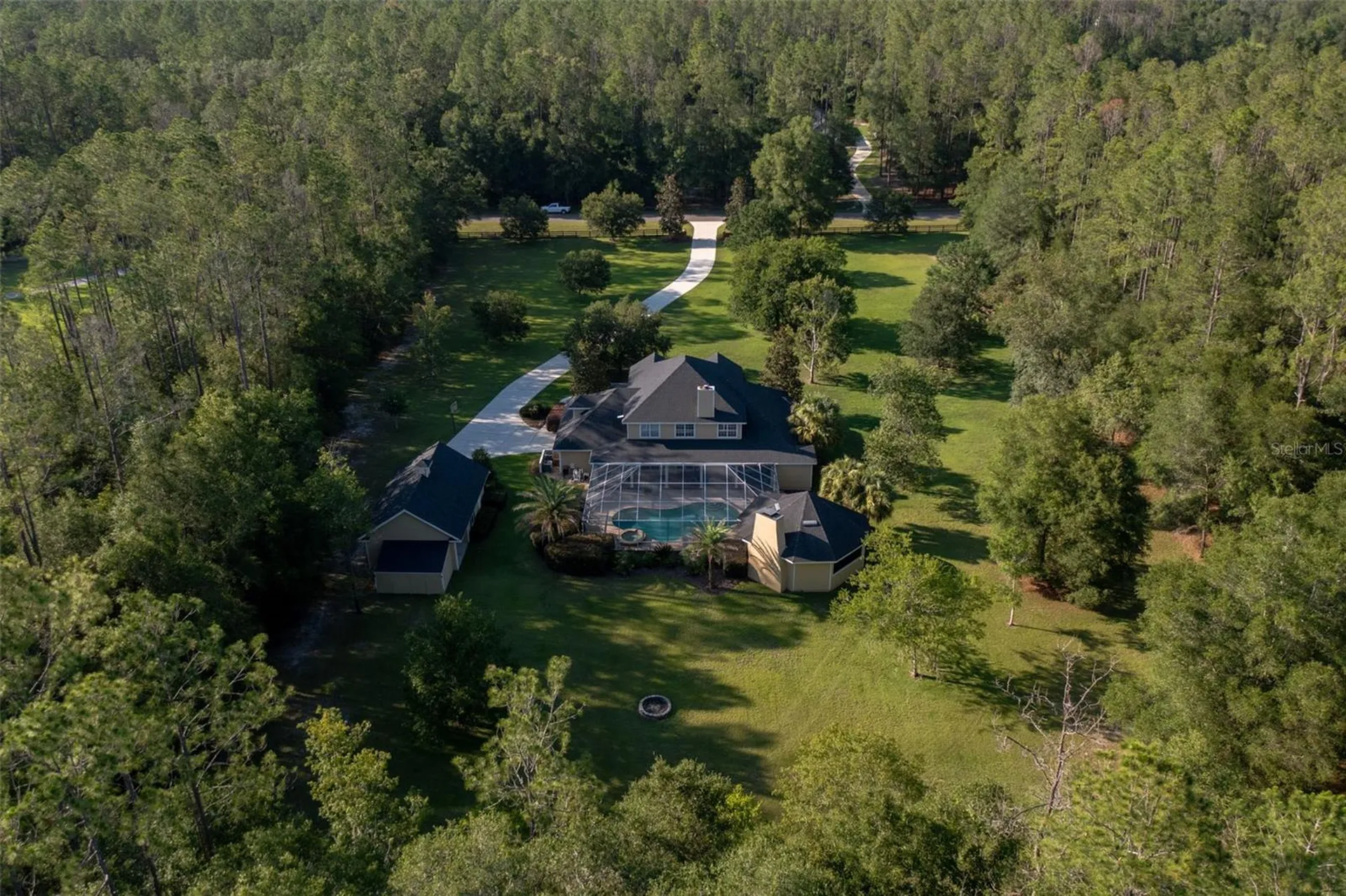 19103 NW 72nd Avenue Alachua FL 32615