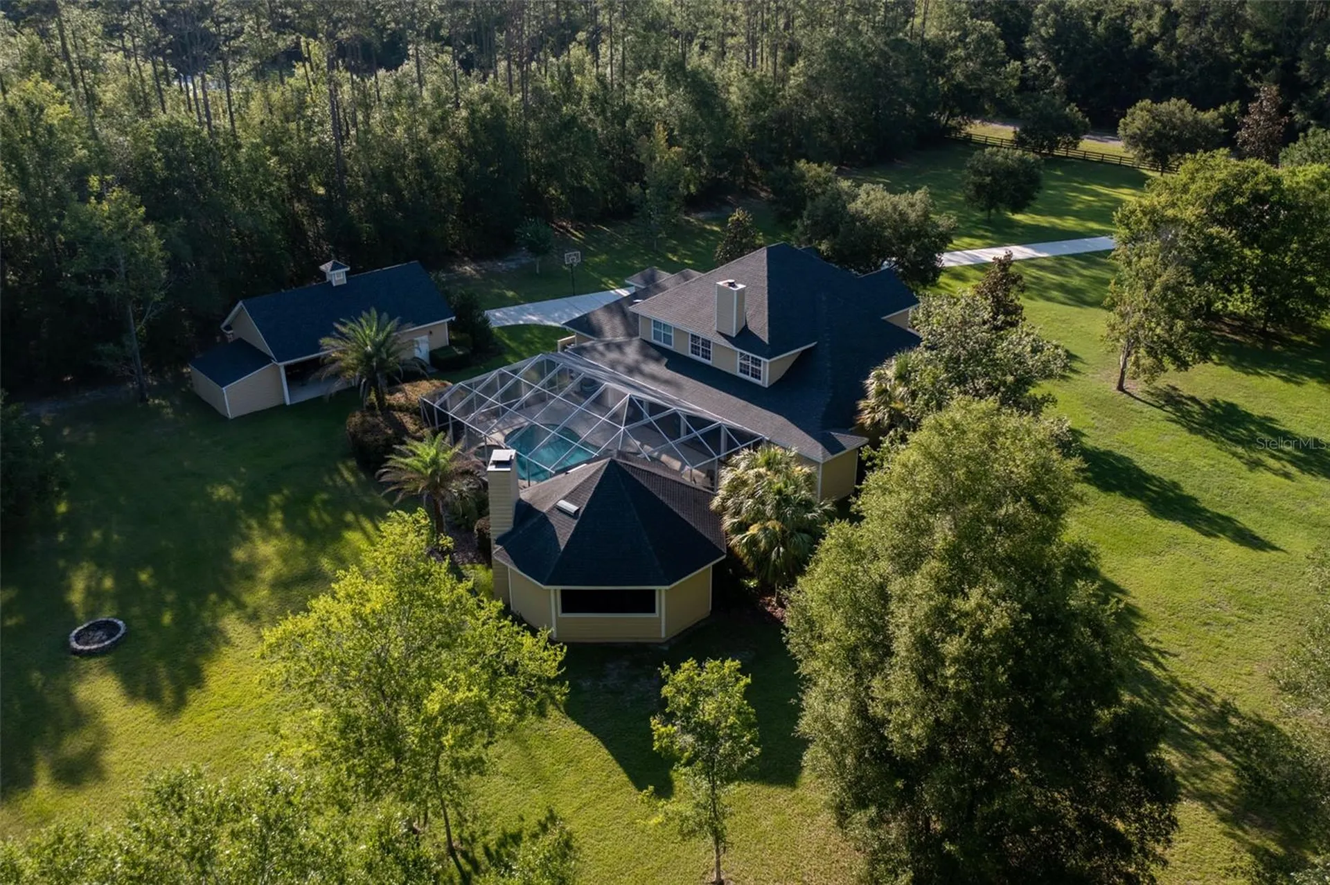 19103 NW 72nd Avenue Alachua FL 32615