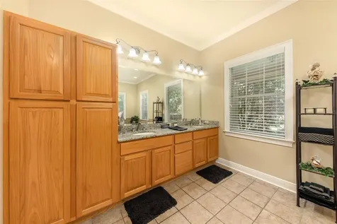 19103 NW 72nd Avenue Alachua FL 32615