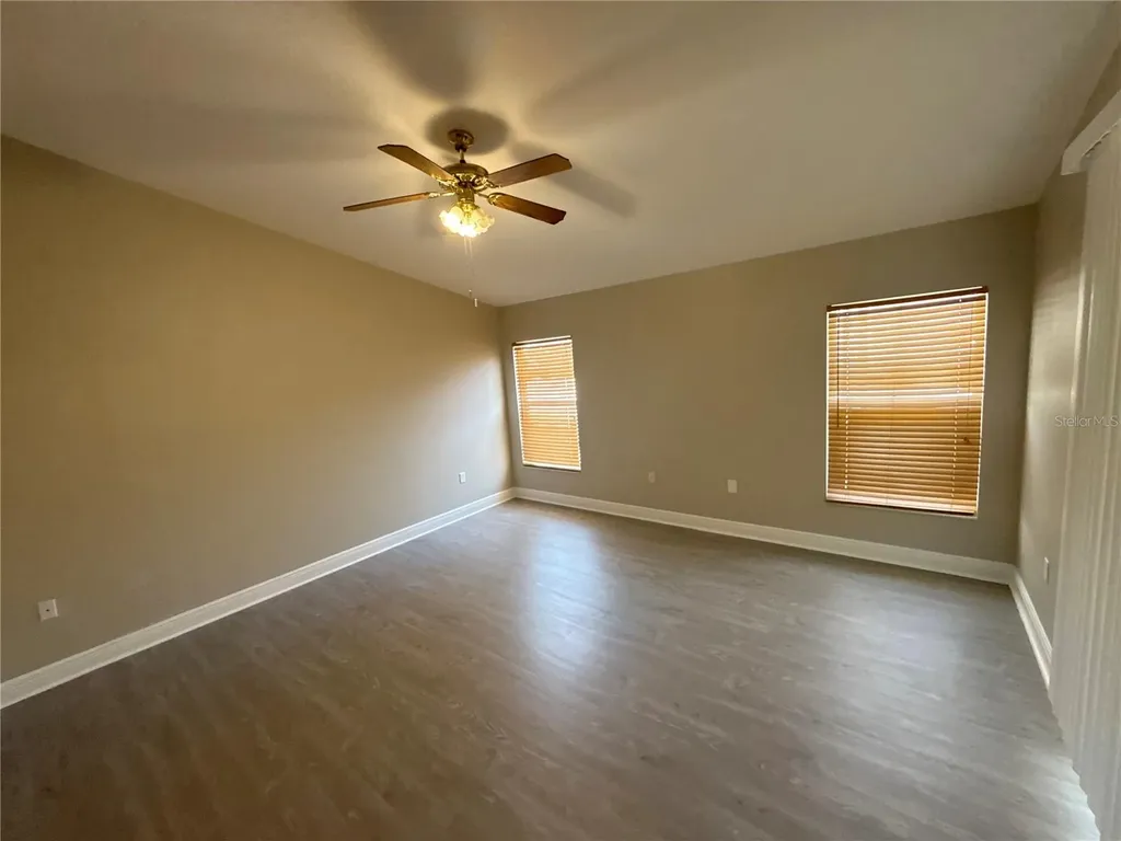 2727 Villa Drive Valrico FL 33596