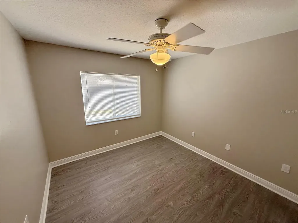2727 Villa Drive Valrico FL 33596