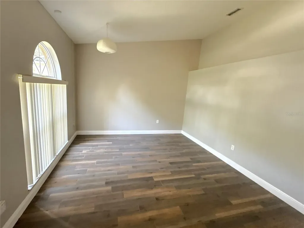2727 Villa Drive Valrico FL 33596