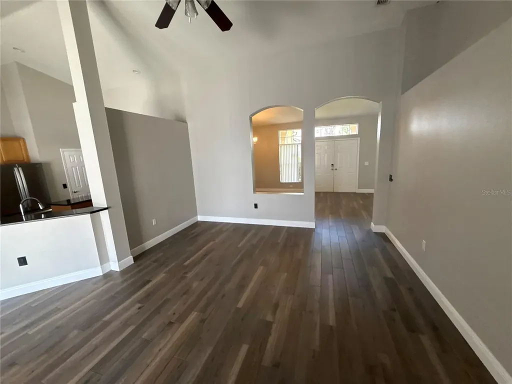 2727 Villa Drive Valrico FL 33596