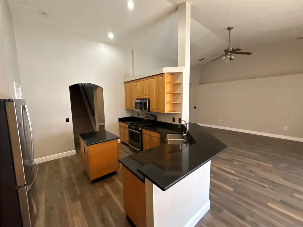2727 Villa Drive Valrico FL 33596