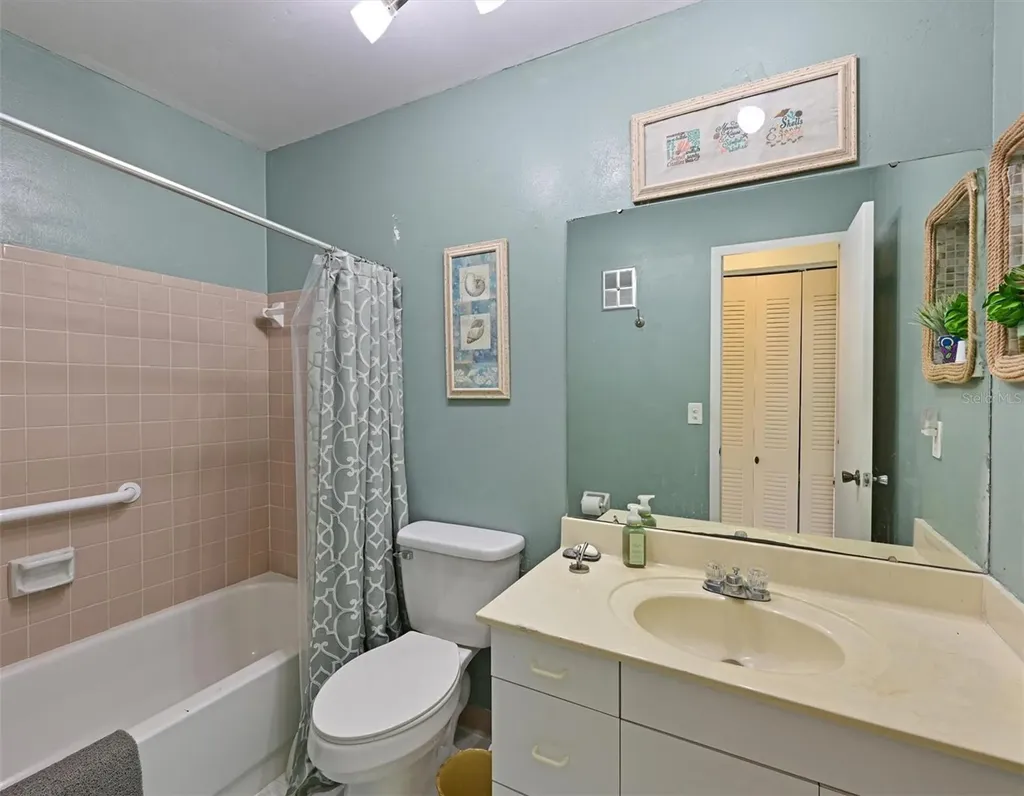3617 34th Avenue Drive W Bradenton FL 34205