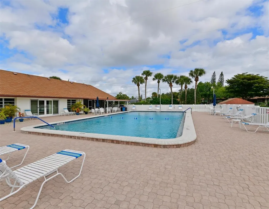 3617 34th Avenue Drive W Bradenton FL 34205