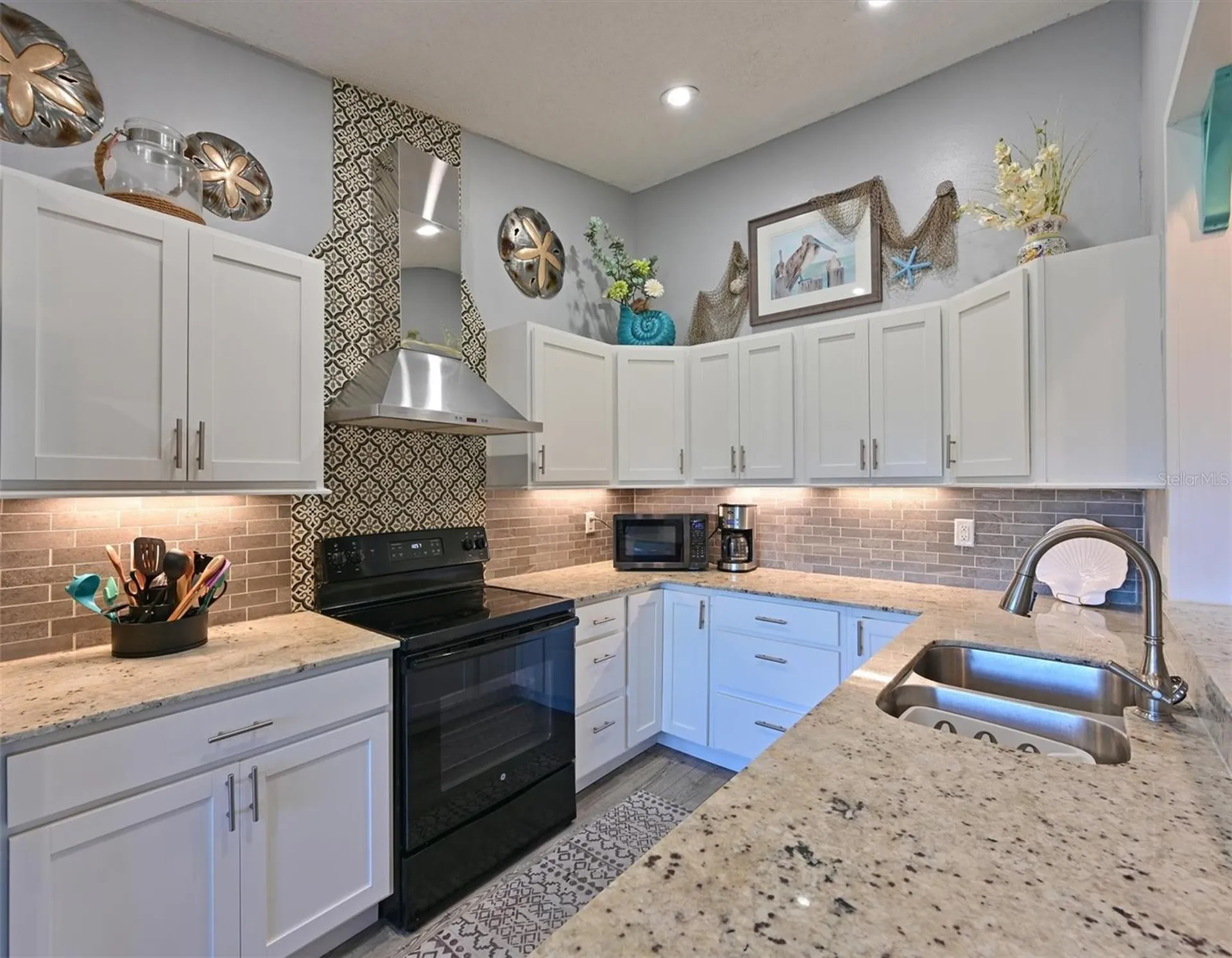 3617 34th Avenue Drive W Bradenton FL 34205