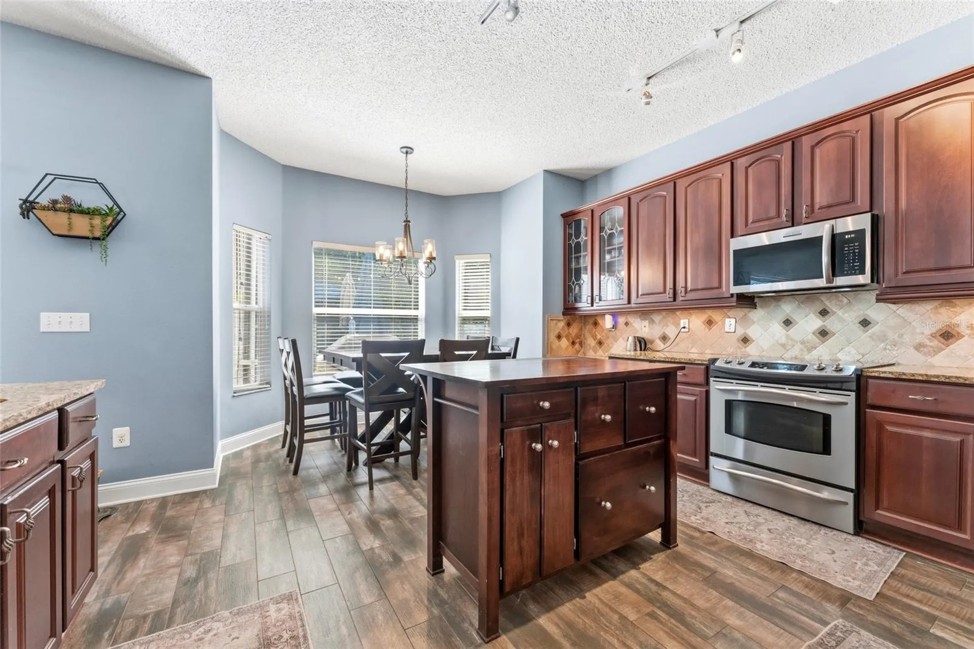 15629 Eastbourn Drive Odessa FL 33556