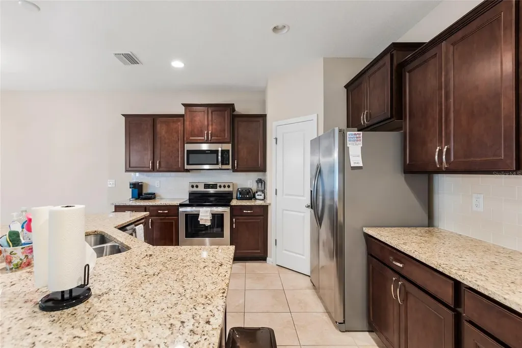 7727 Timberview Loop Wesley Chapel FL 33545