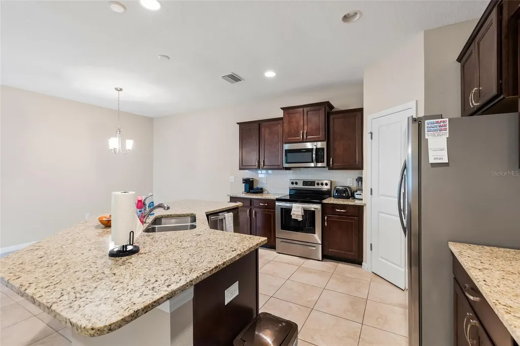 7727 Timberview Loop Wesley Chapel FL 33545
