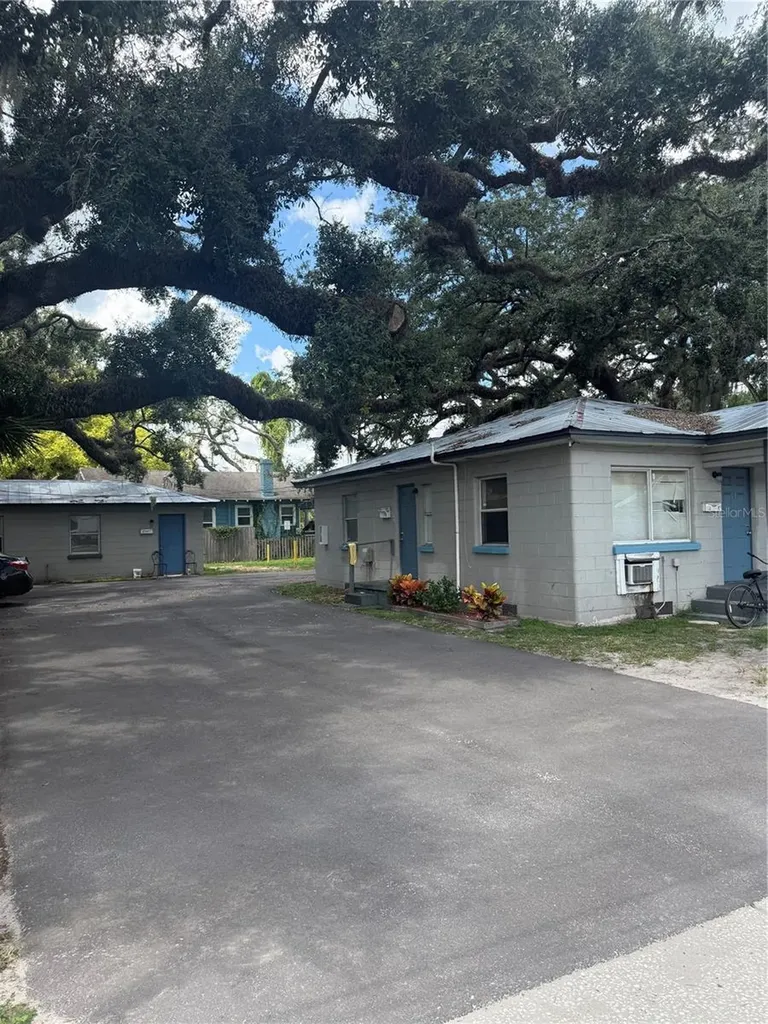 7208 N Nebraska Avenue Tampa FL 33604