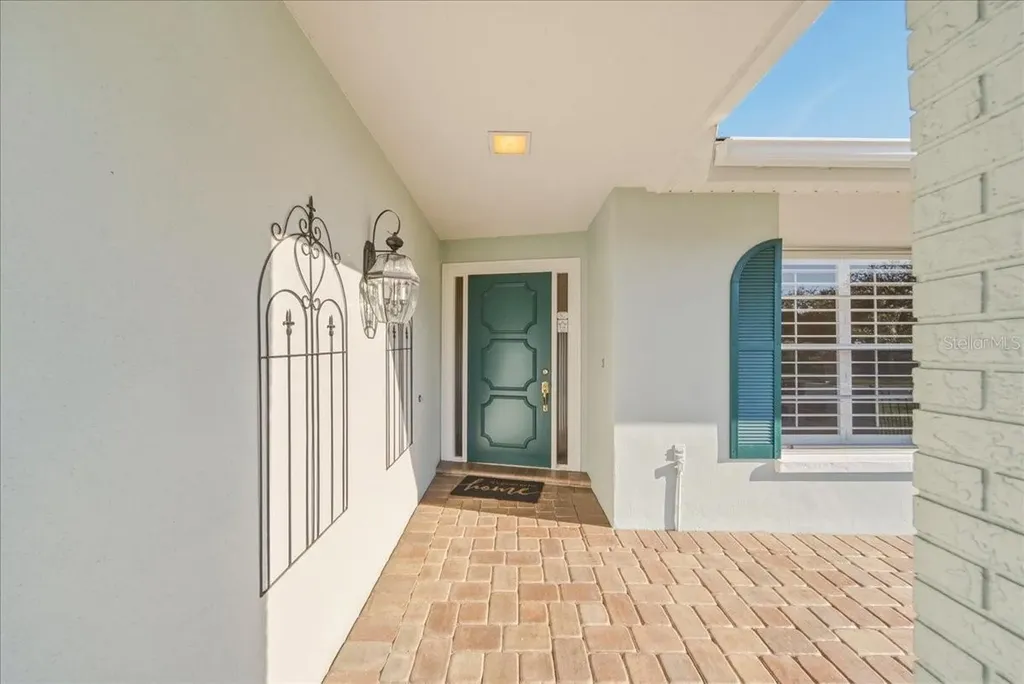 4140 Eastwood Drive Sarasota FL 34232