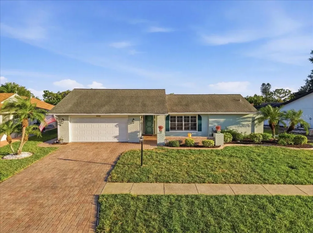 4140 Eastwood Drive Sarasota FL 34232