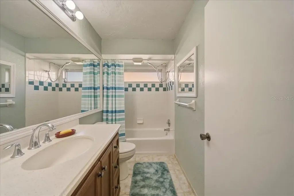 4140 Eastwood Drive Sarasota FL 34232