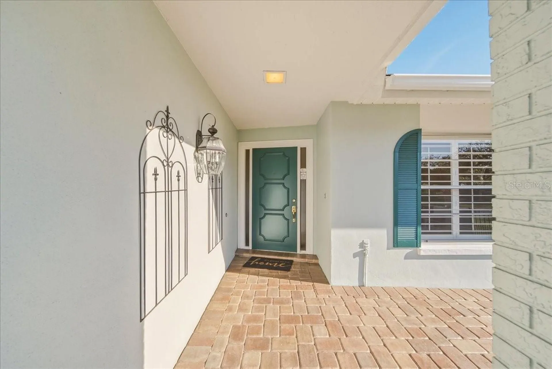 4140 Eastwood Drive Sarasota FL 34232