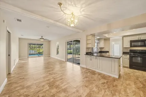 4140 Eastwood Drive Sarasota FL 34232