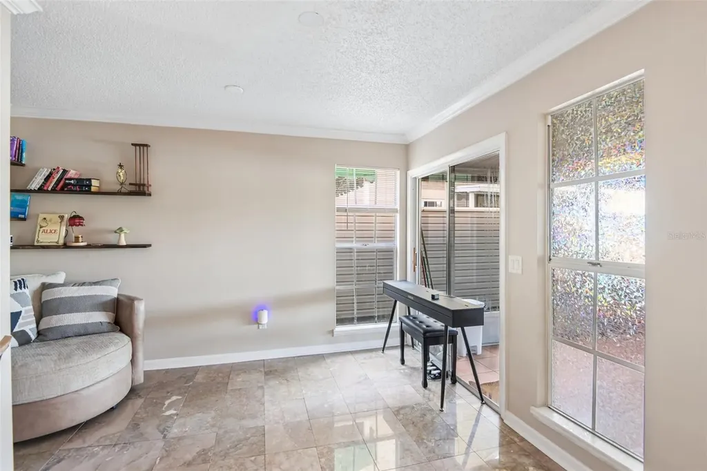 6910 Lake Place Court Tampa FL 33634