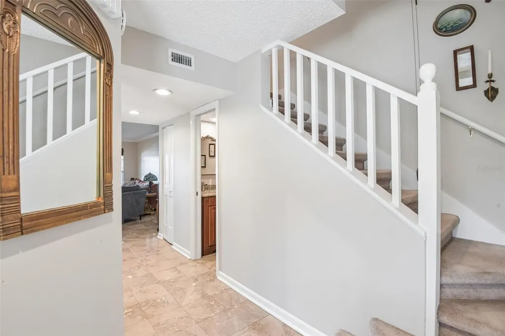 6910 Lake Place Court Tampa FL 33634