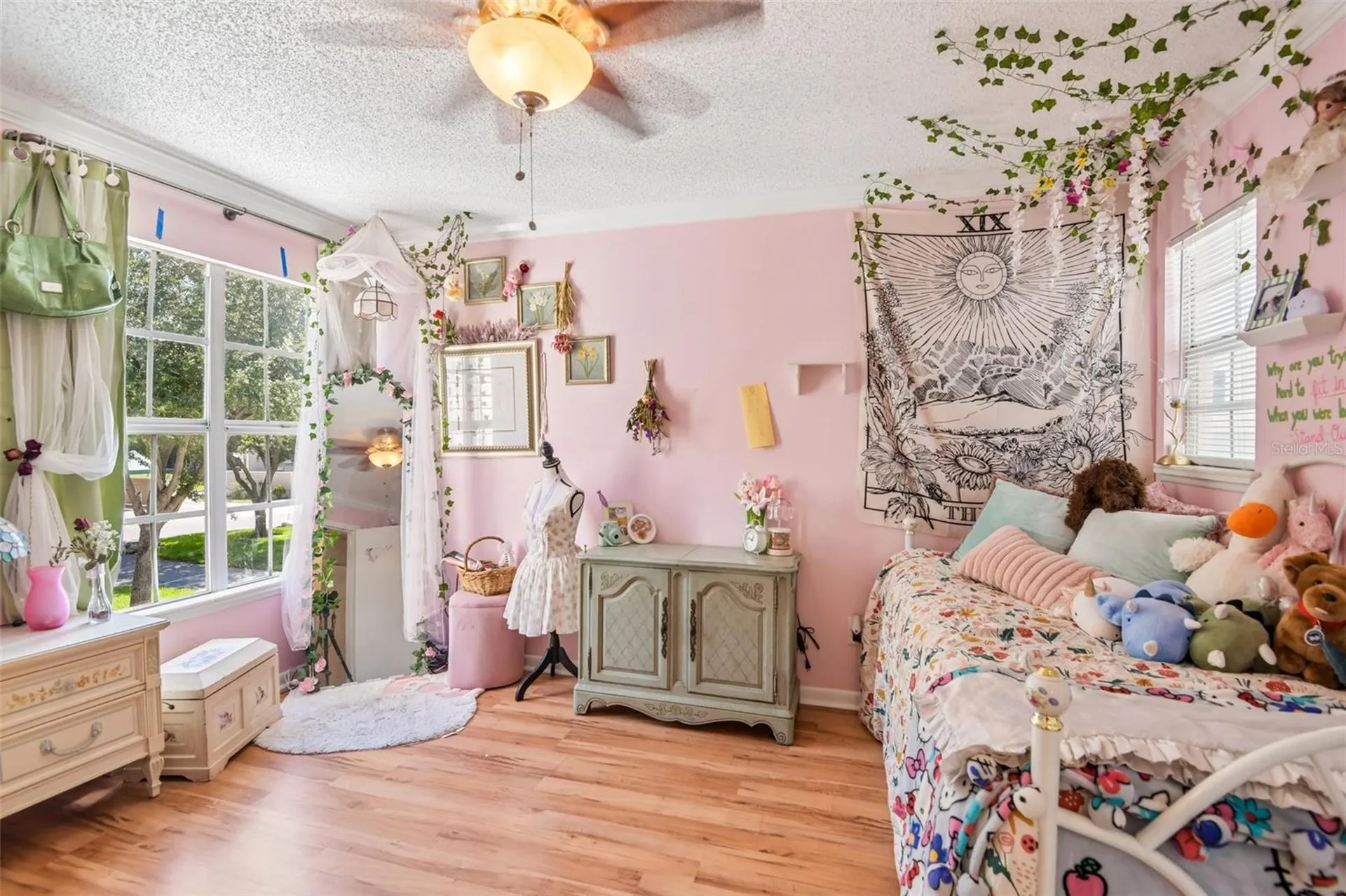 6910 Lake Place Court Tampa FL 33634