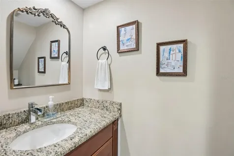 6910 Lake Place Court Tampa FL 33634