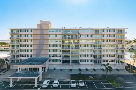 223 Island Way Clearwater Beach FL 33767