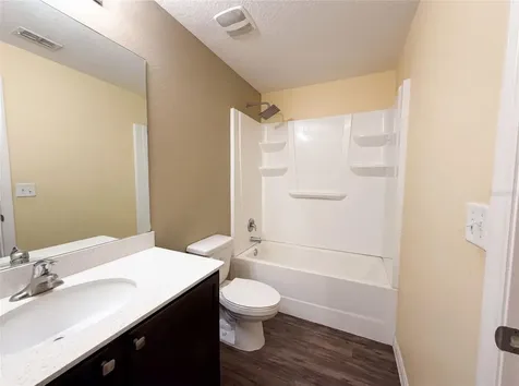 1880 Piedmont Court Mascotte FL 34753