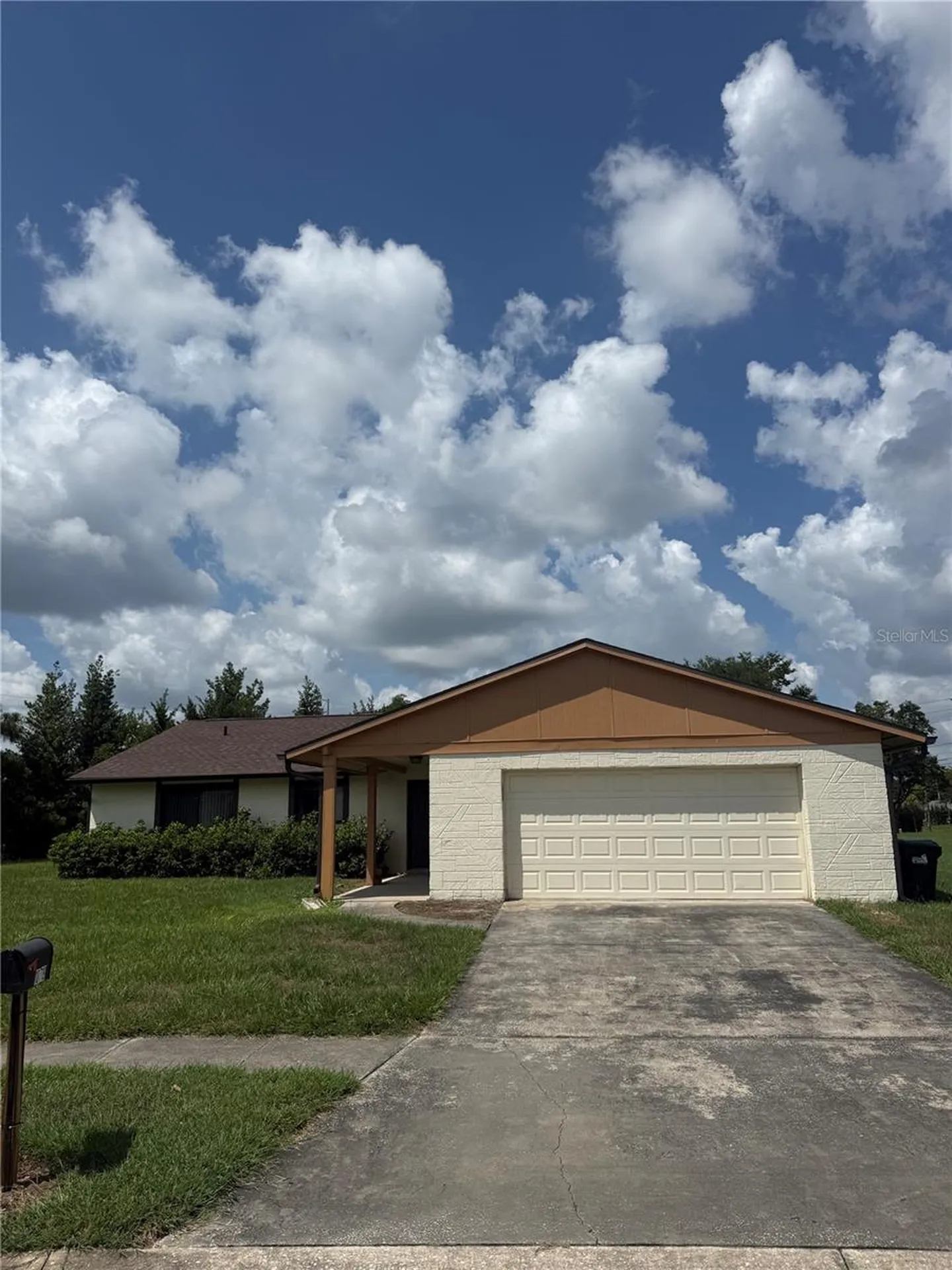 10719 Lazy Lake Drive Orlando FL 32821