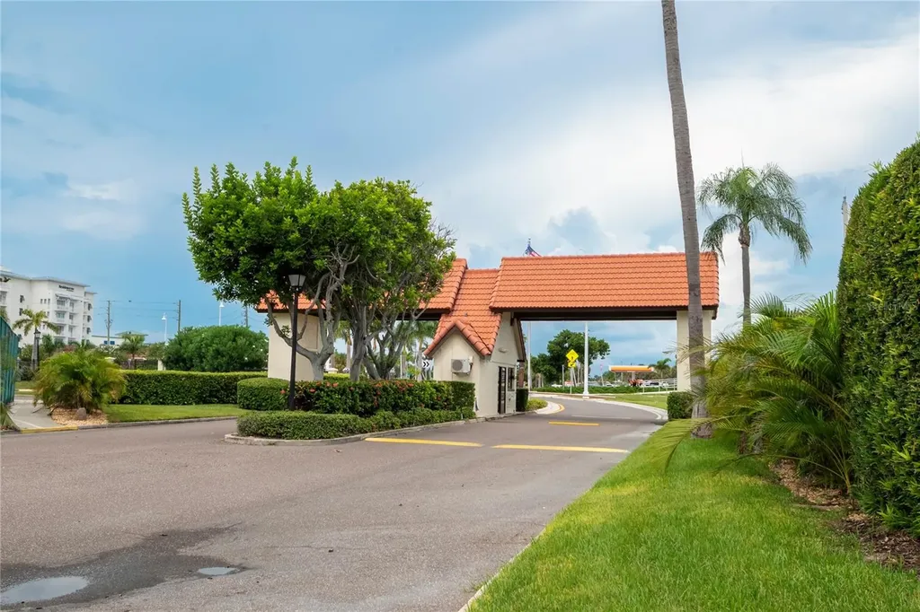 106 1st Street E Tierra Verde FL 33715