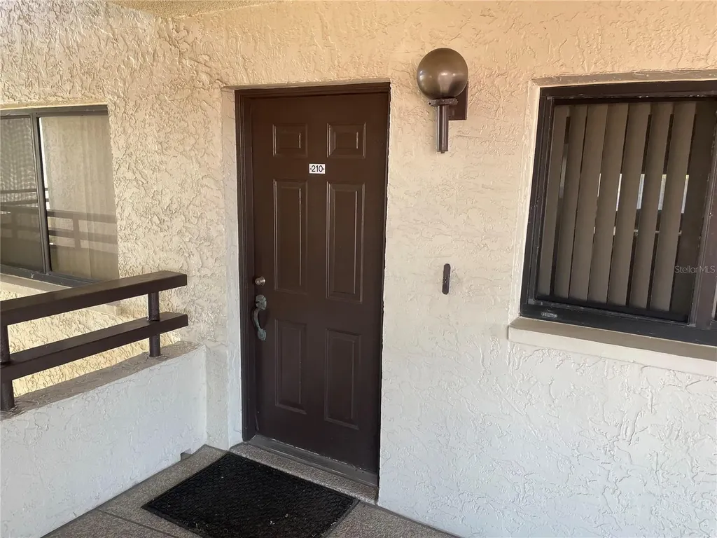106 1st Street E Tierra Verde FL 33715