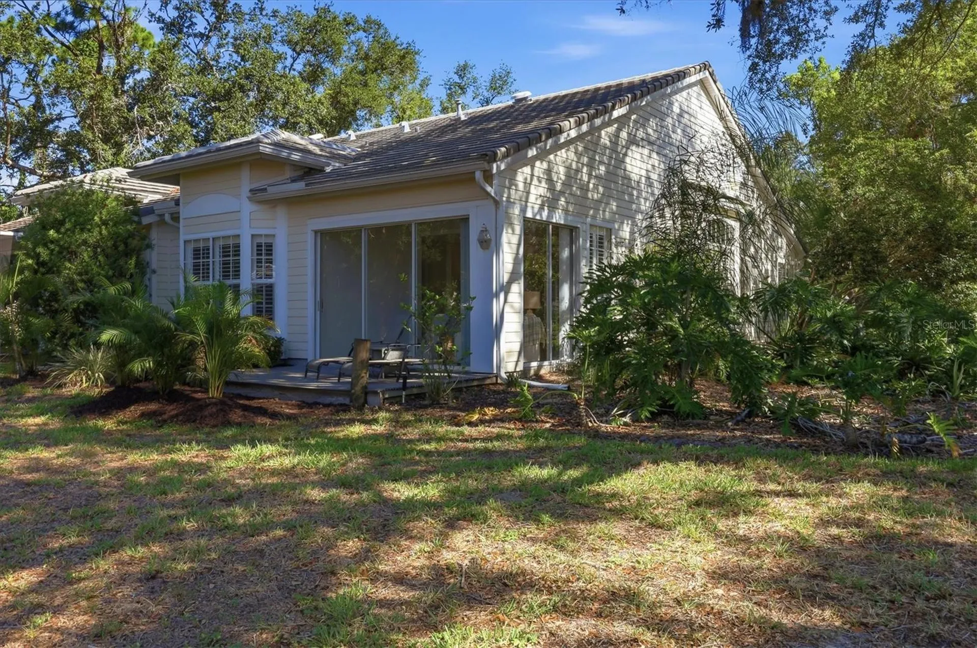 7906 Whitebridge Glen University Park FL 34201