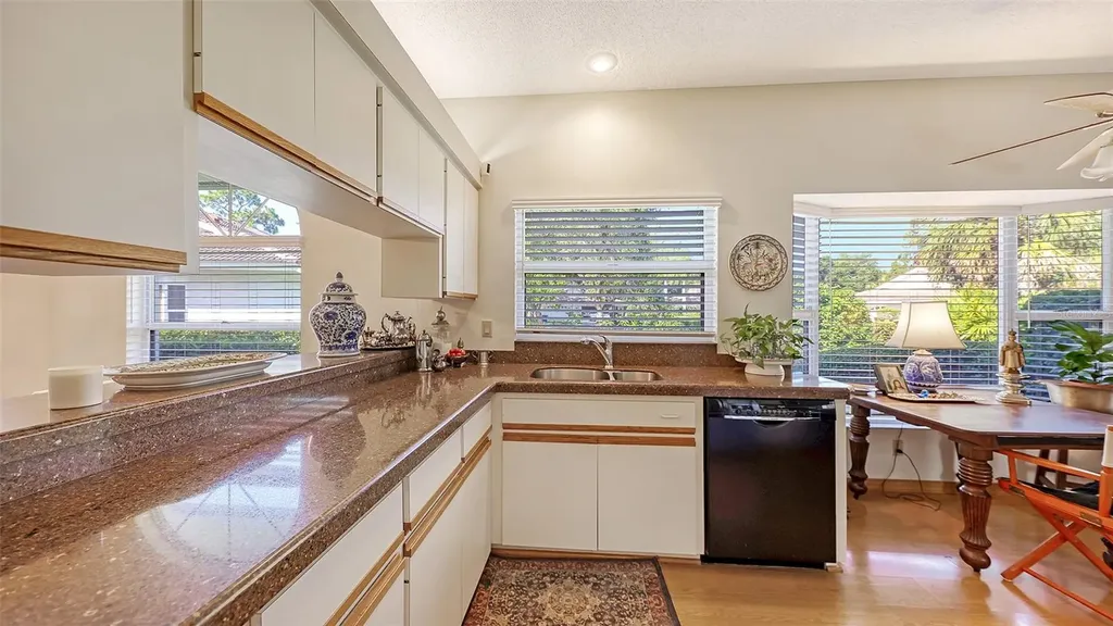 5729 Garden Lakes Palm Bradenton FL 34203