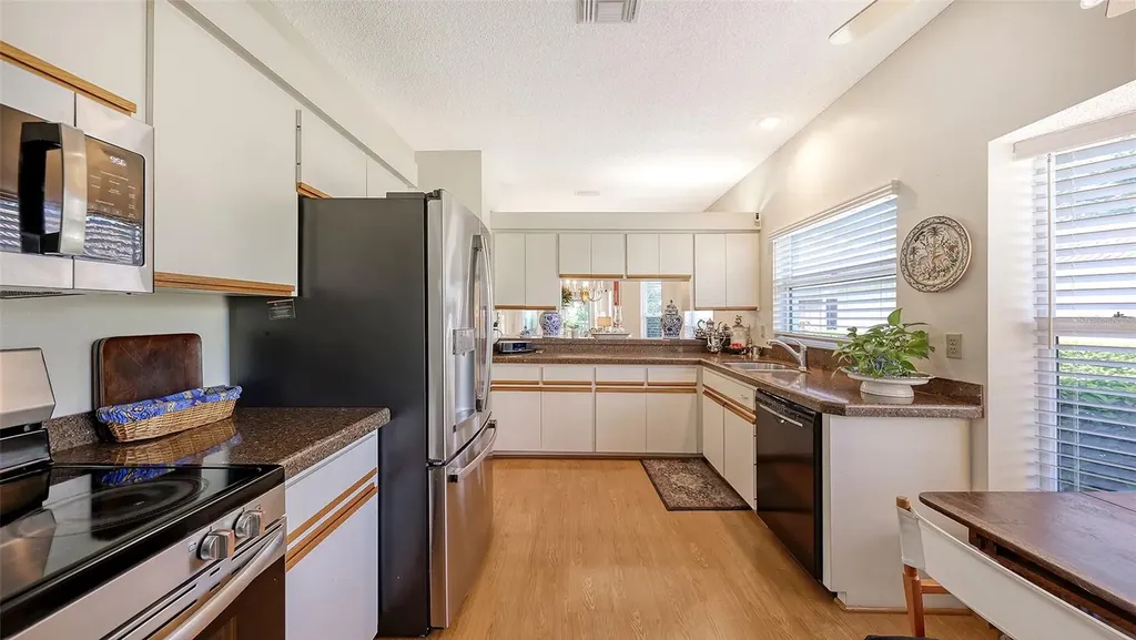 5729 Garden Lakes Palm Bradenton FL 34203