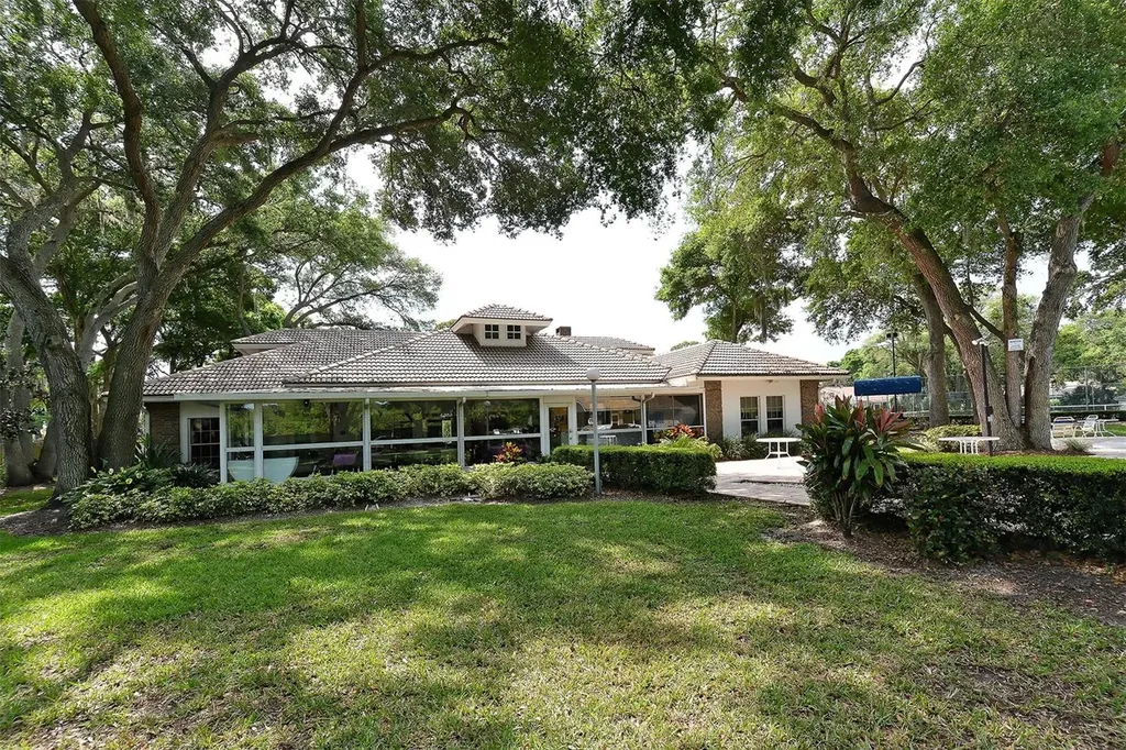 5729 Garden Lakes Palm Bradenton FL 34203