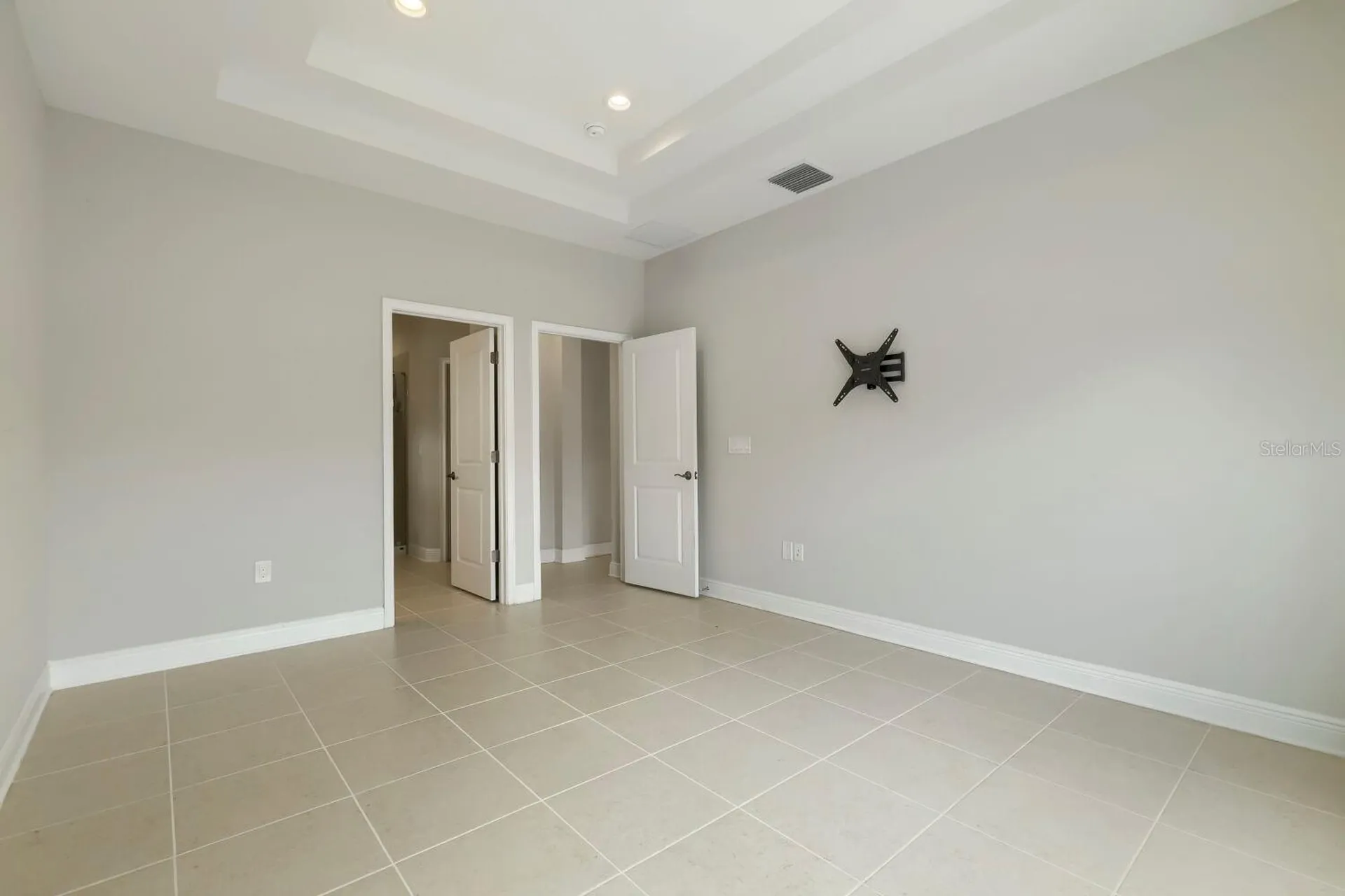 3029 54th Avenue N St Petersburg FL 33714