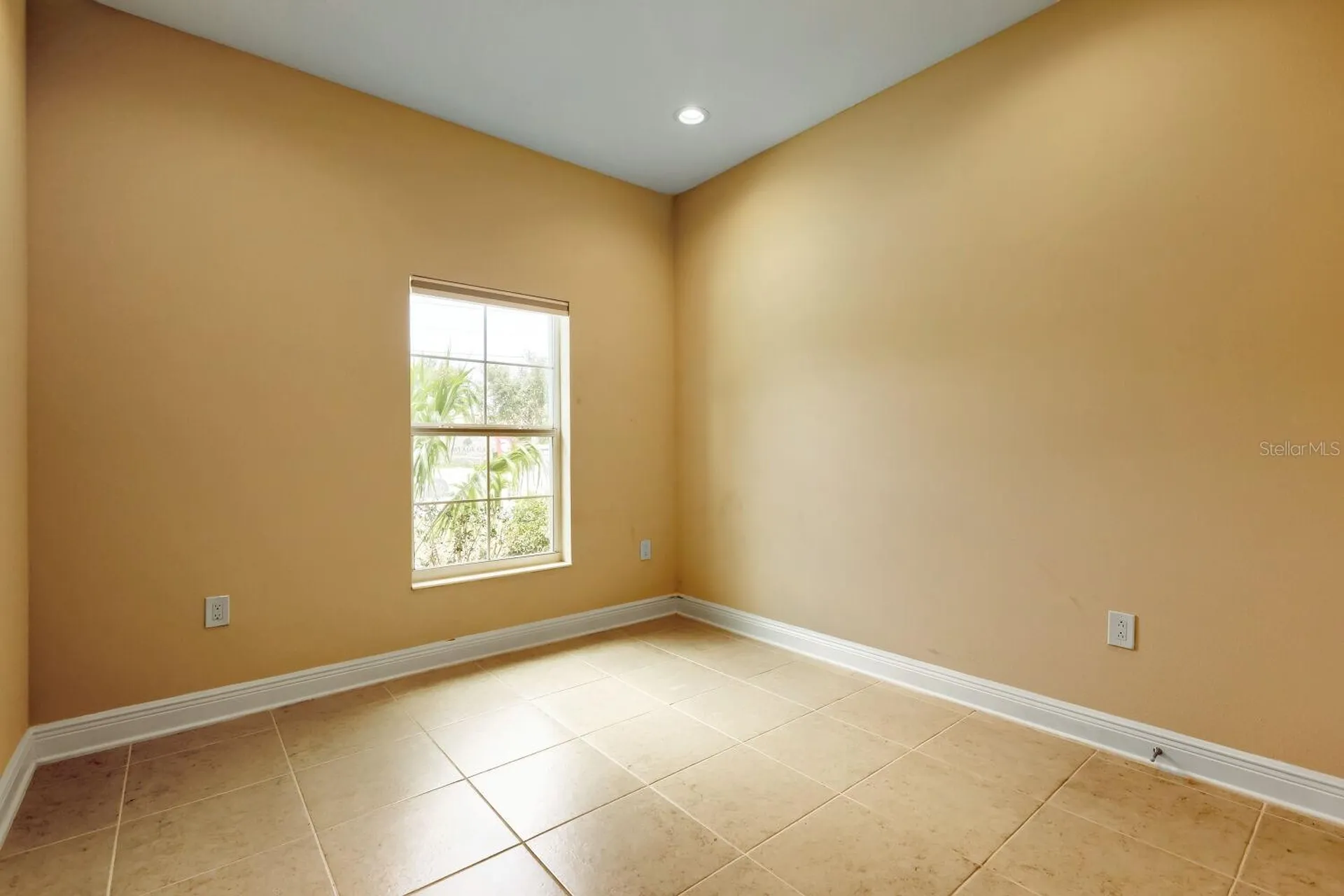 3029 54th Avenue N St Petersburg FL 33714