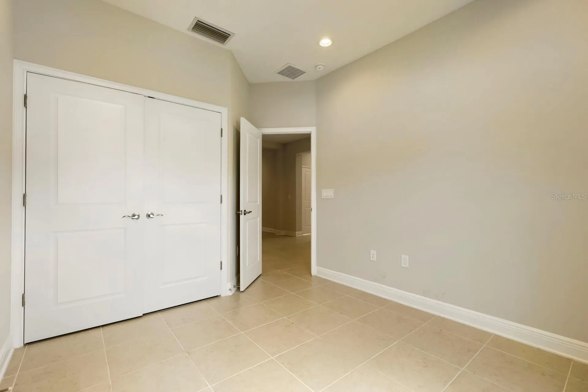3029 54th Avenue N St Petersburg FL 33714