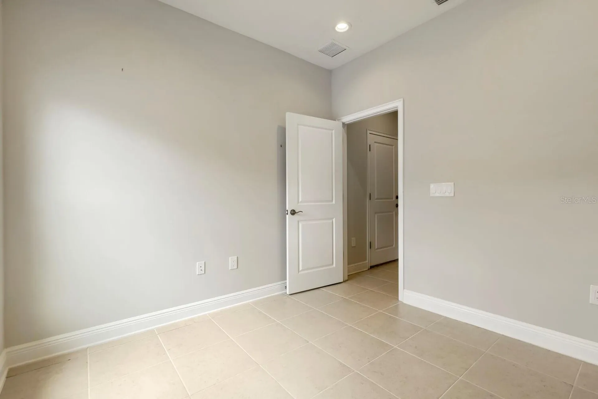 3029 54th Avenue N St Petersburg FL 33714