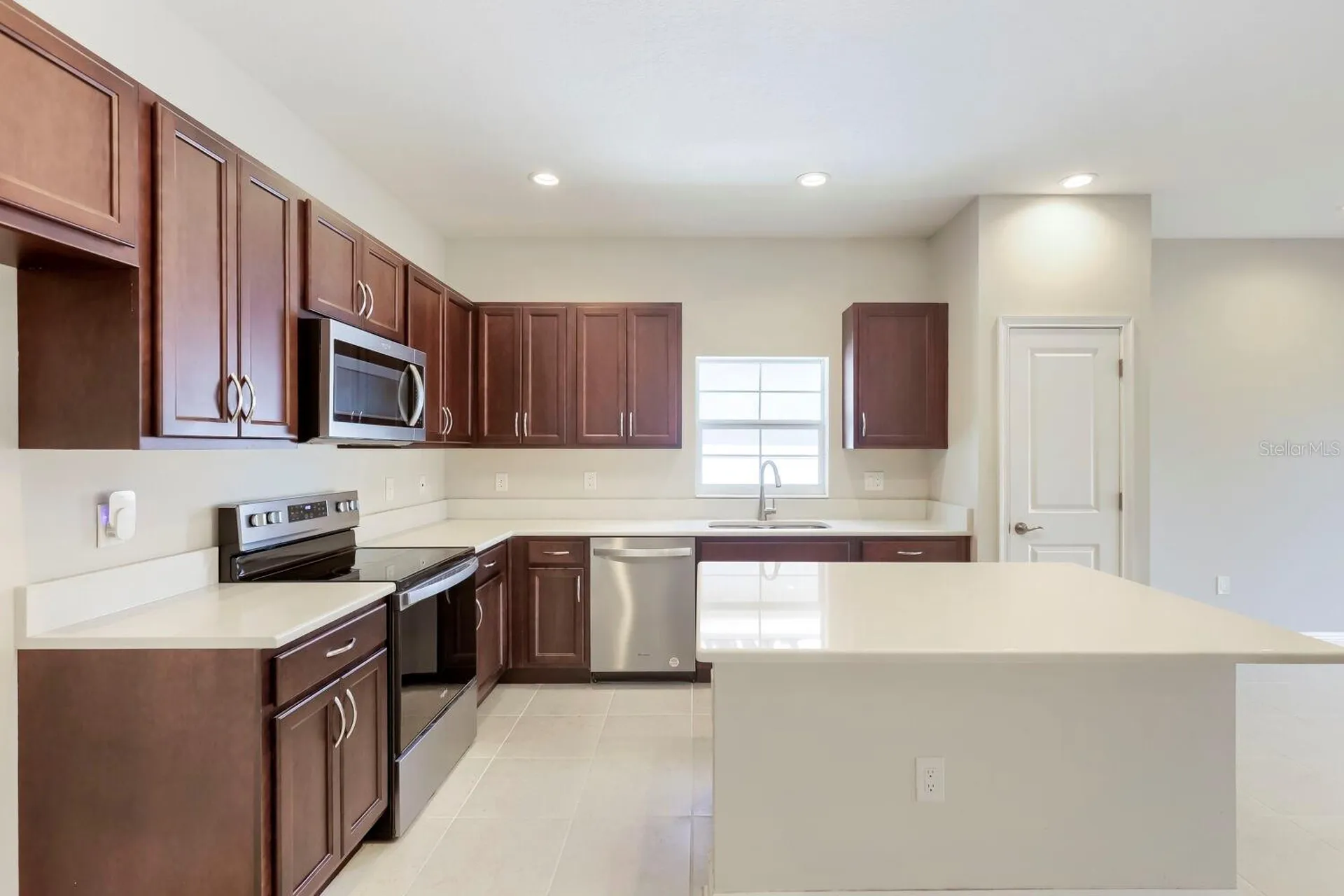 3029 54th Avenue N St Petersburg FL 33714