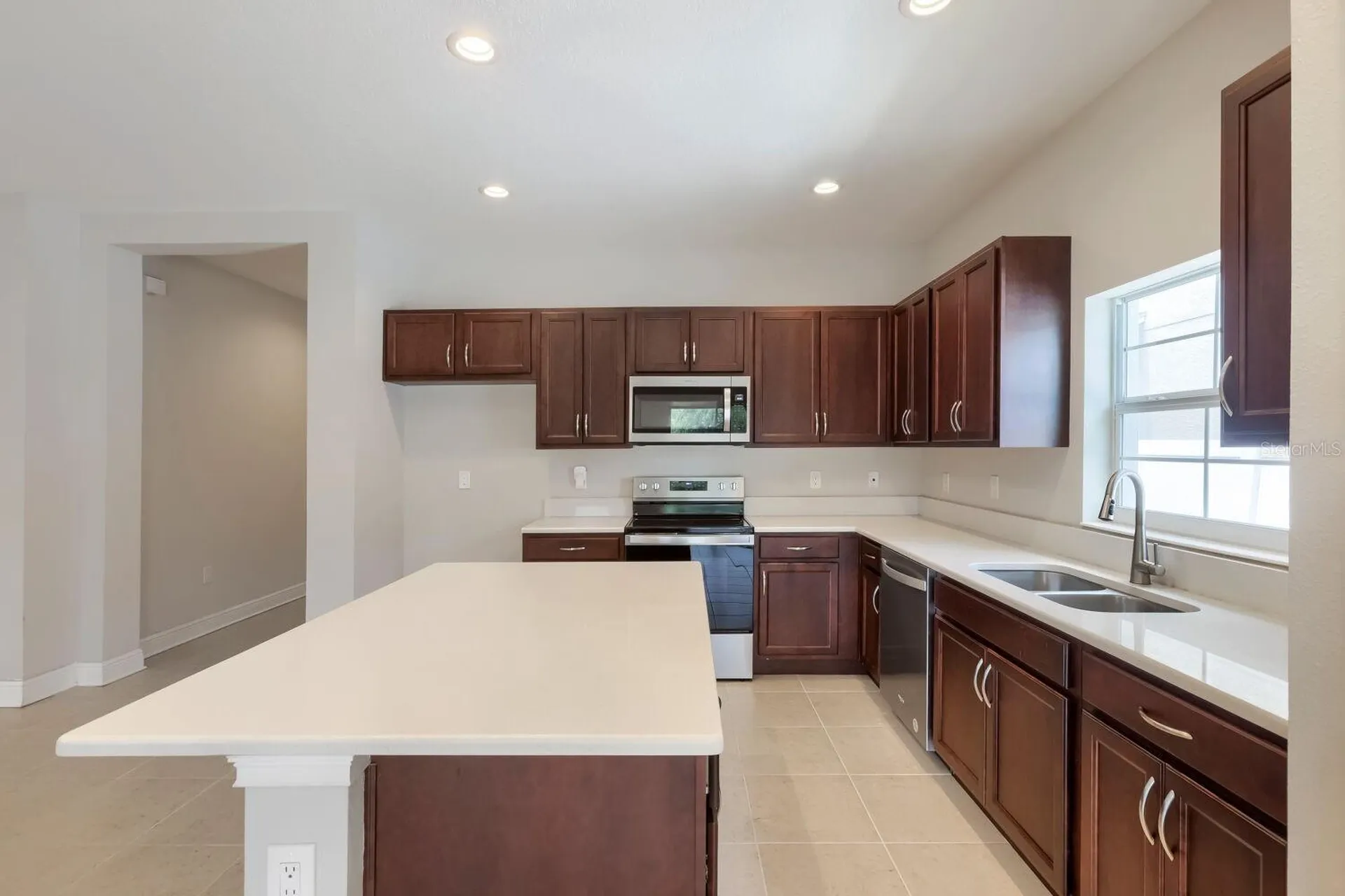 3029 54th Avenue N St Petersburg FL 33714