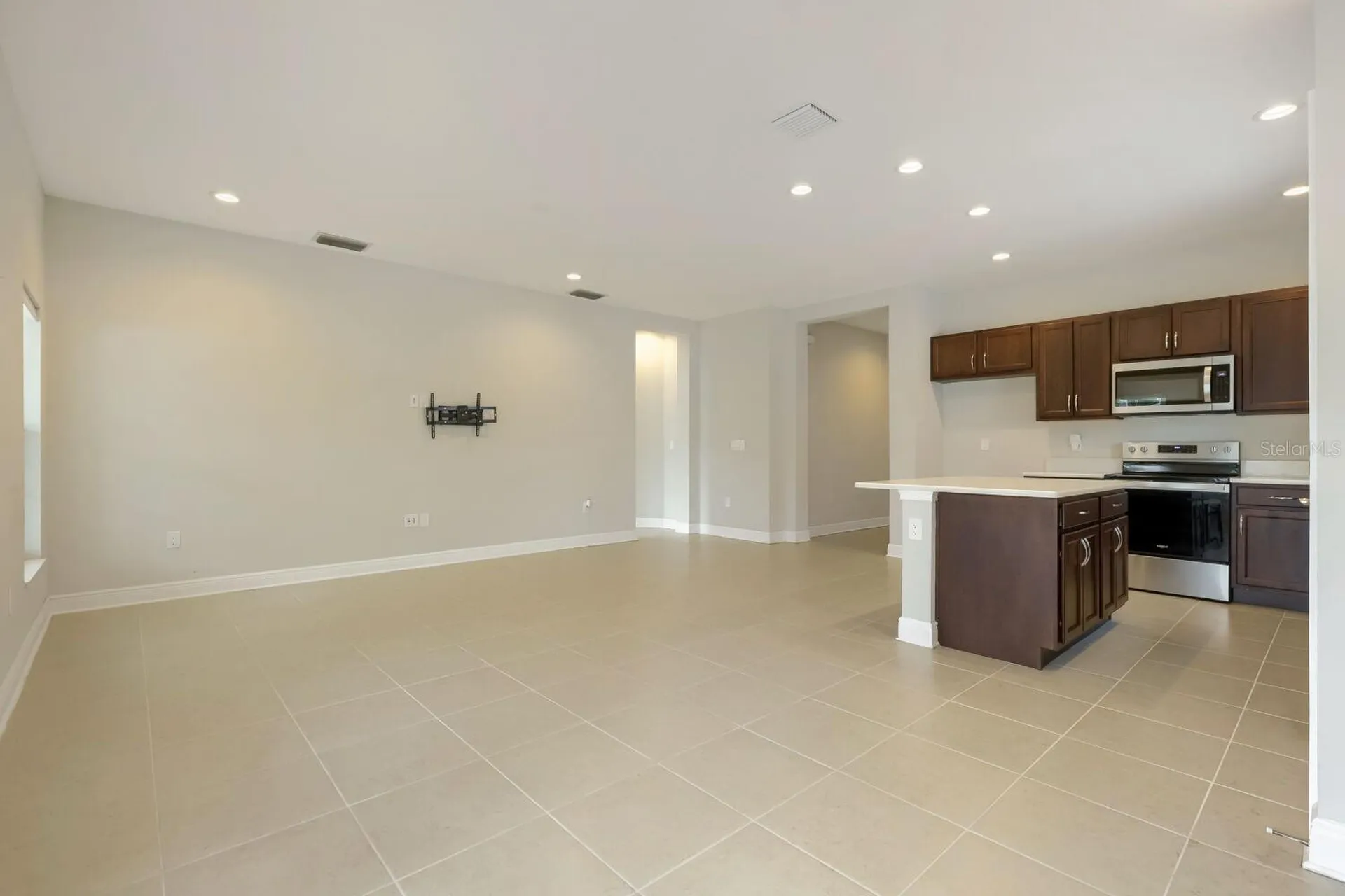 3029 54th Avenue N St Petersburg FL 33714