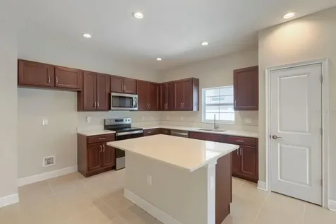 3029 54th Avenue N St Petersburg FL 33714