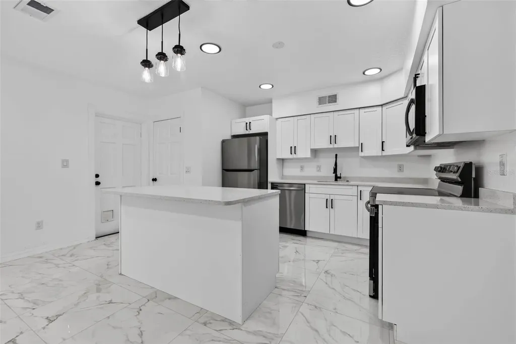 2801 45th Street S St Petersburg FL 33711