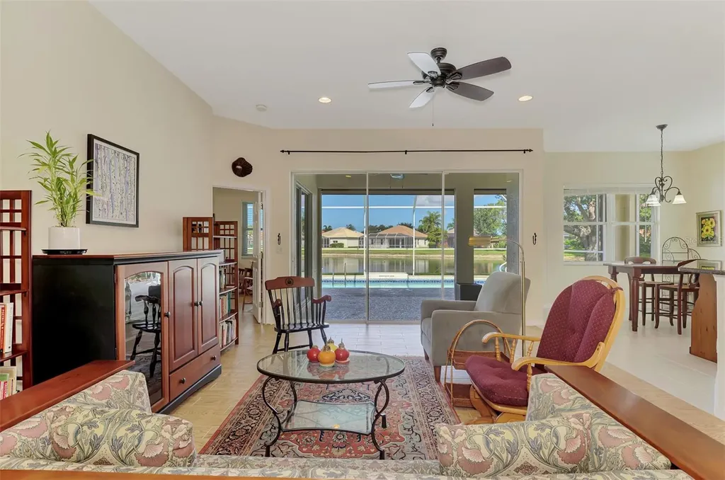 5153 Highbury Circle Sarasota FL 34238