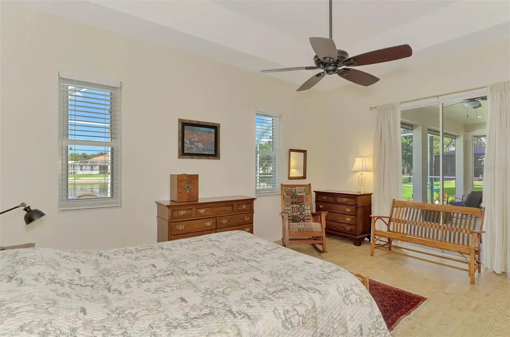 5153 Highbury Circle Sarasota FL 34238