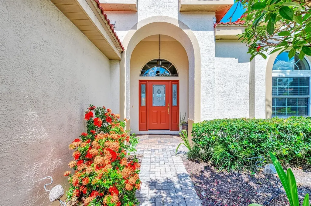 5153 Highbury Circle Sarasota FL 34238